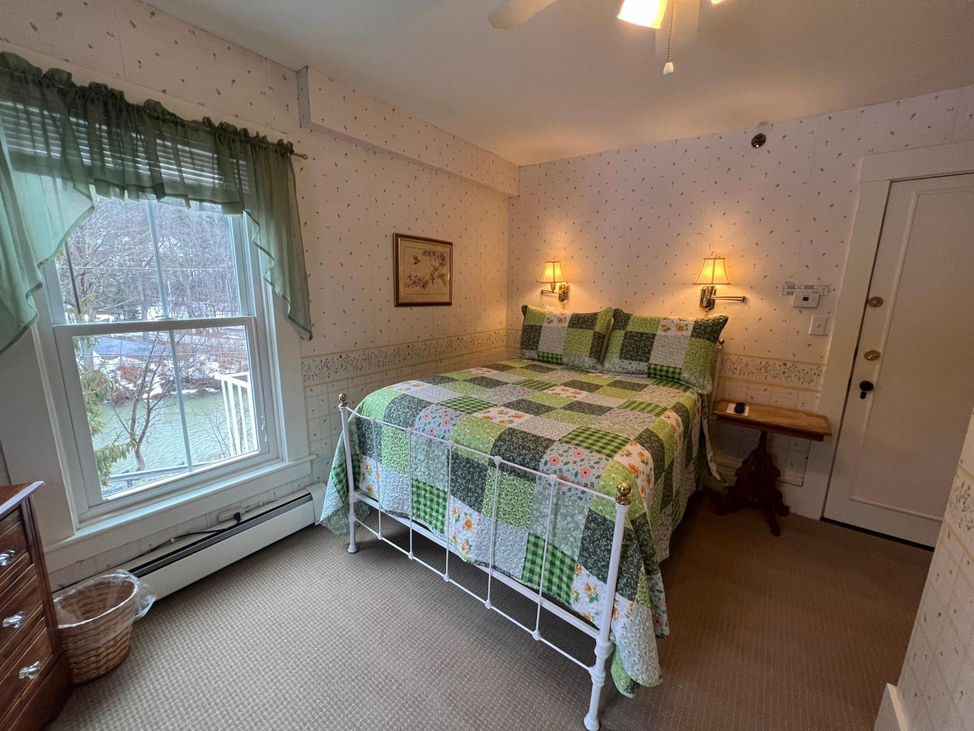 Echo Lake Inn (Adults Only) Plymouth المظهر الخارجي الصورة